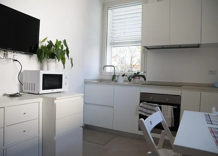 Al Mare * بيزارو